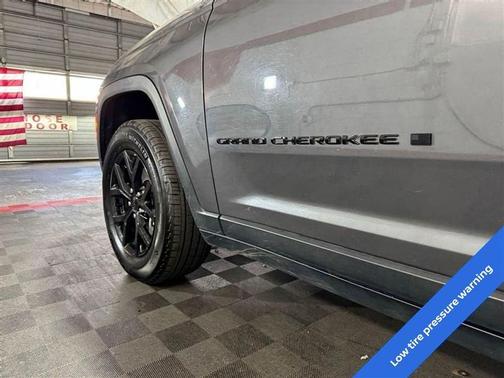 2024 Jeep Grand Cherokee L Laredo