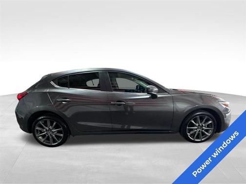 2018 Mazda Mazda3 Touring