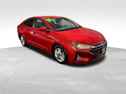 2020 Hyundai ELANTRA SEL
