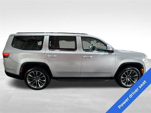Silver 2022 Jeep Wagoneer Series II
