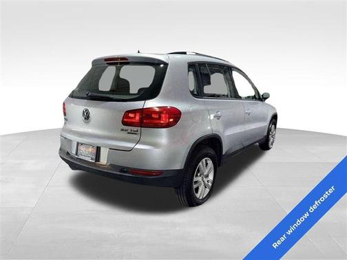 2015 Volkswagen Tiguan 4MOTION Auto S