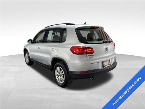 2015 Volkswagen Tiguan 4MOTION Auto S