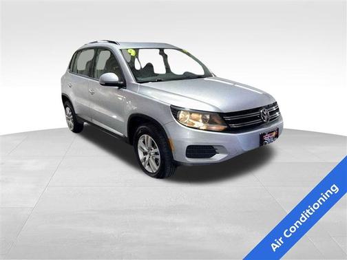 2015 Volkswagen Tiguan 4MOTION Auto S