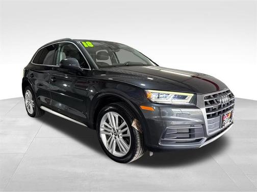 Manhattan Gray Metallic 2018 Audi Q5 2.0T Premium Plus