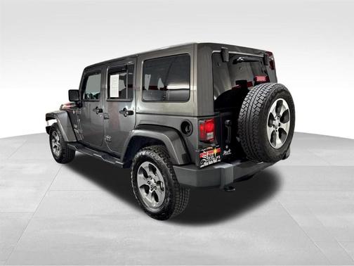 2018 Jeep Wrangler JK Unlimited Sahara