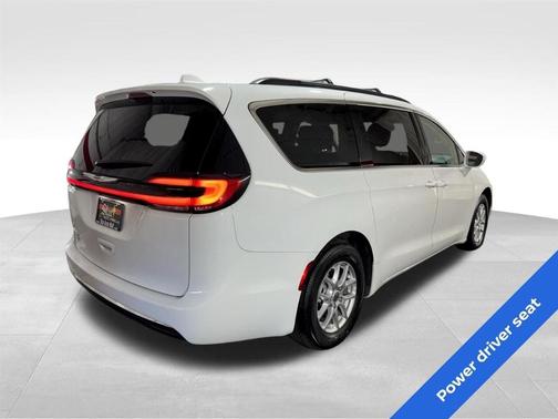 2022 Chrysler Pacifica Touring-L