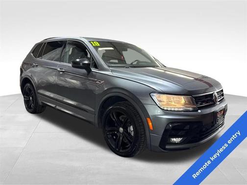 2019 Volkswagen Tiguan 2.0T SEL R-Line Black