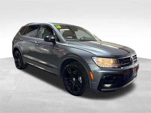 2019 Volkswagen Tiguan 2.0T SEL R-Line Black