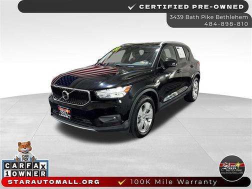 2022 Volvo XC40 T5 Momentum