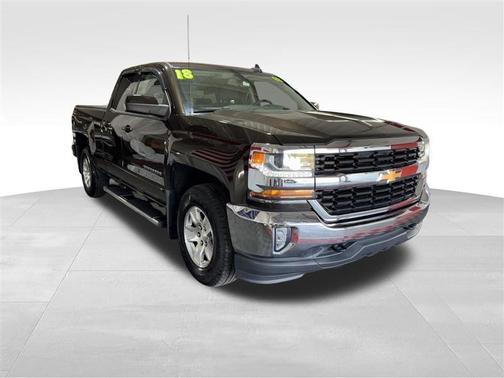 Havana Metallic 2018 Chevrolet Silverado 1500 LT