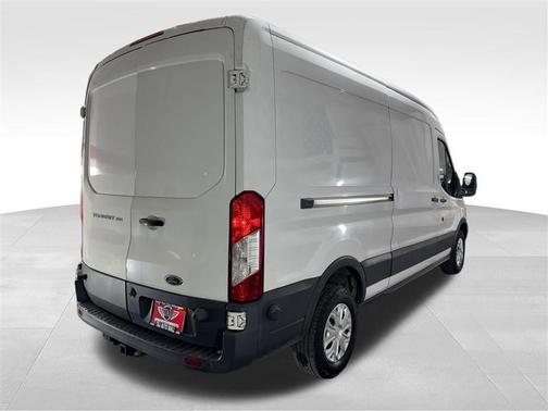 2017 Ford Transit-250 148 WB Medium Roof Cargo
