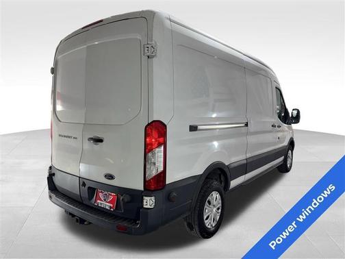 2017 Ford Transit-250 148 WB Medium Roof Cargo