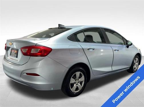 2017 Chevrolet Cruze LS