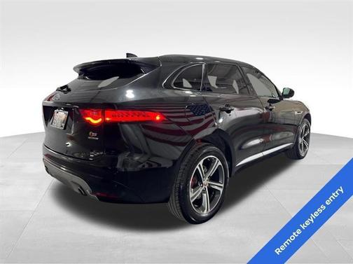 2018 Jaguar F-PACE S