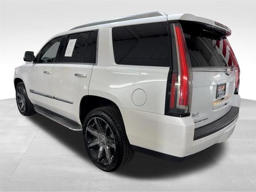 2016 Cadillac Escalade Luxury
