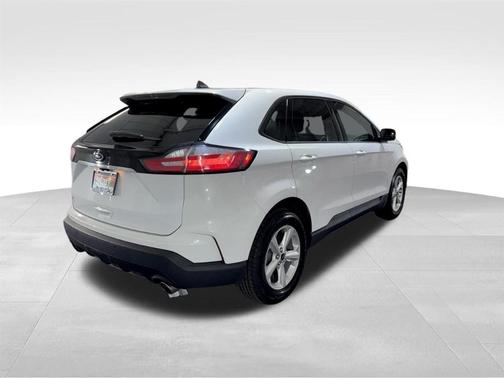 2020 Ford Edge SE