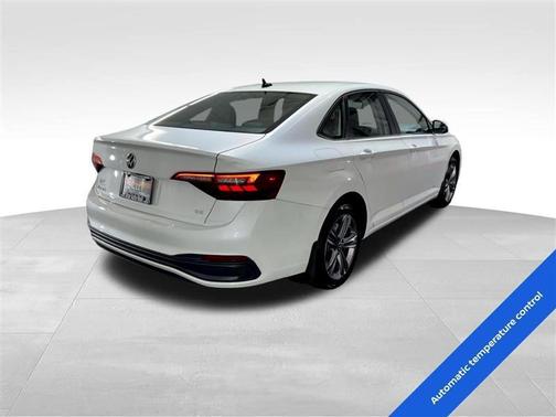 2023 Volkswagen Jetta 1.5T SE