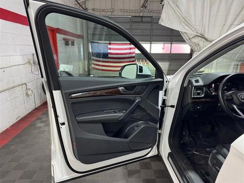 2019 Audi Q5 2.0T Premium Plus