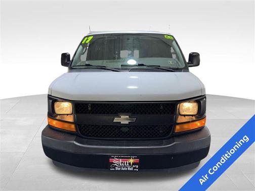 2017 Chevrolet Express 2500 Work Van