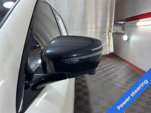 2018 Nissan Pathfinder SL