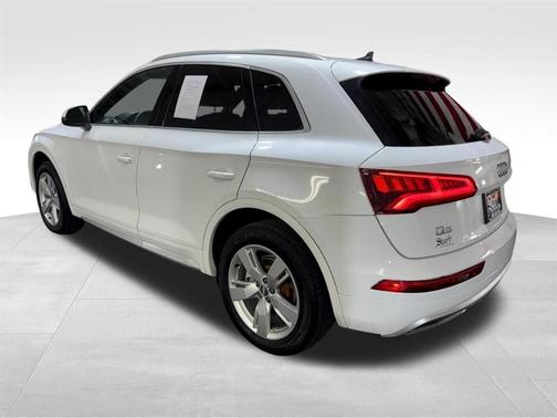 2019 Audi Q5 2.0T Premium Plus
