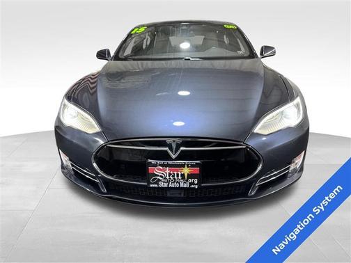 2015 Tesla Model S 70D