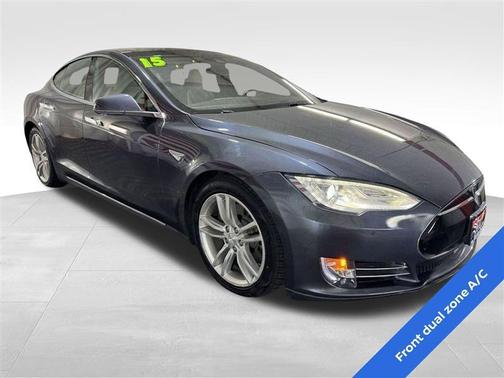 2015 Tesla Model S 70D