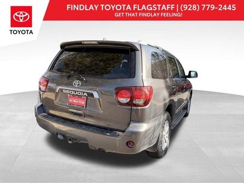 2022 Toyota Sequoia SR5