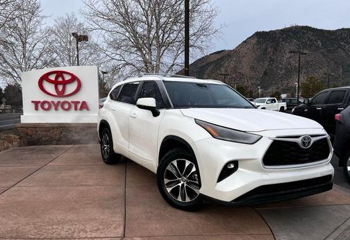 2021 Toyota Highlander XLE