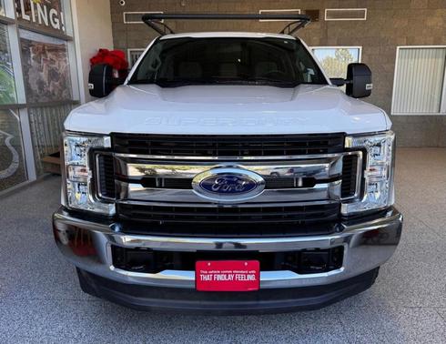 Oxford White 2019 Ford F-250 XL