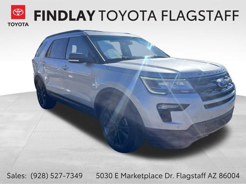 Ingot Silver Metallic 2018 Ford Explorer XLT