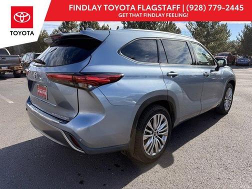 2023 Toyota Highlander Platinum