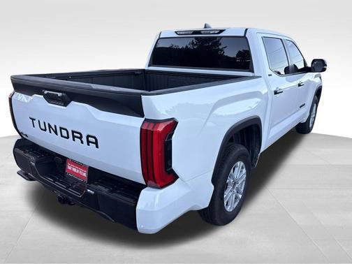 Ice 2026 Toyota Tundra SR5