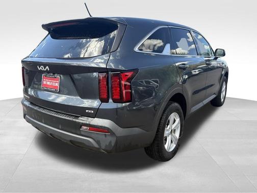 Gravity Grey 2023 Kia Sorento LX