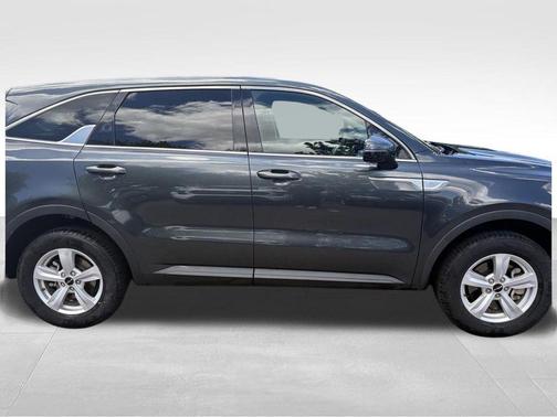 Gravity Grey 2023 Kia Sorento LX
