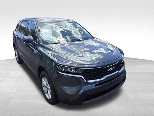 Gravity Grey 2023 Kia Sorento LX