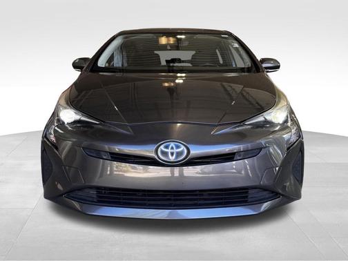Magnetic Gray Metallic 2018 Toyota Prius Three
