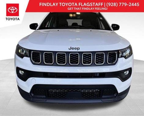 Bright White Clearcoat 2025 Jeep Compass Latitude