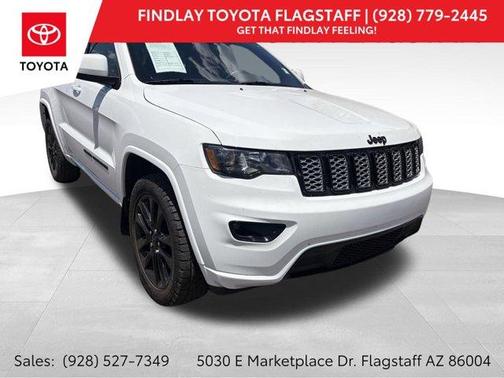 Bright White Clearcoat 2021 Jeep Grand Cherokee Laredo X