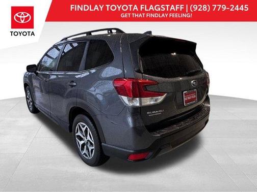 Magnetite Gray Metallic 2022 Subaru Forester Premium