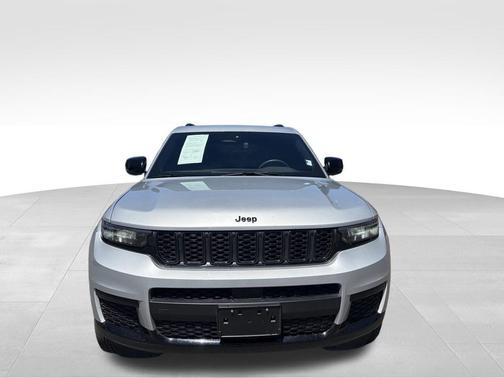 Silver Zynith 2024 Jeep Grand Cherokee L Altitude