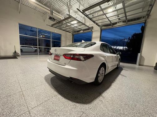 2022 Toyota Camry LE