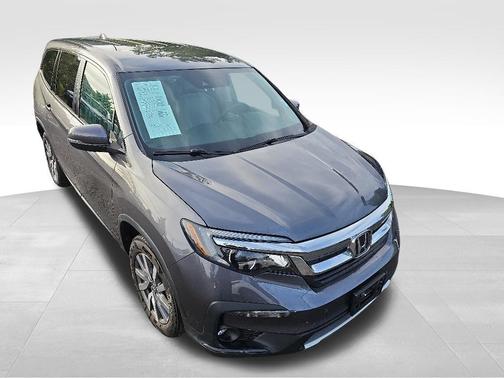 Modern Steel Metallic 2019 Honda Pilot EX