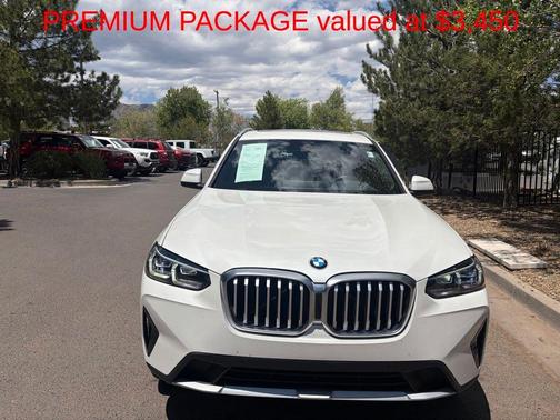 Mineral White Metallic 2022 BMW X3 sDrive30i