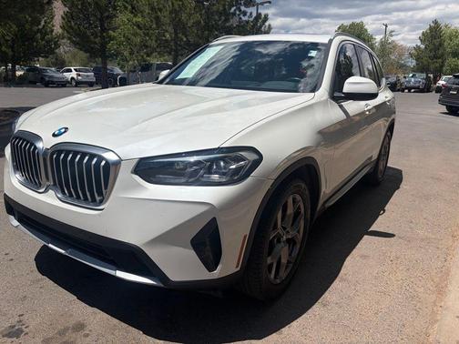 Mineral White Metallic 2022 BMW X3 sDrive30i