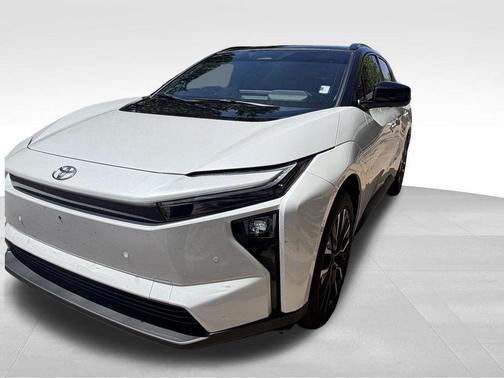 Wind Chill Pearl 2026 Toyota bZ LIMITED