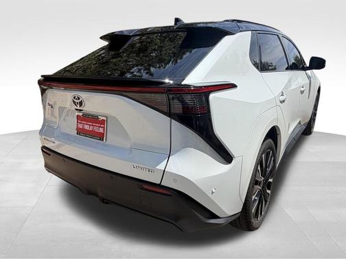 Wind Chill Pearl 2026 Toyota bZ LIMITED