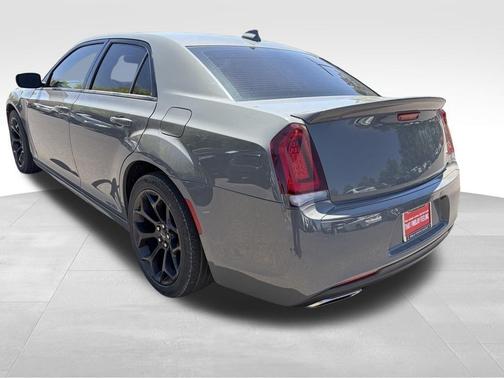 Ceramic Gray Clearcoat 2019 Chrysler 300 S