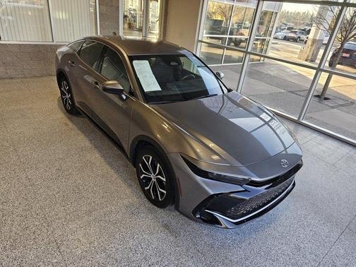 2023 Toyota Crown XLE