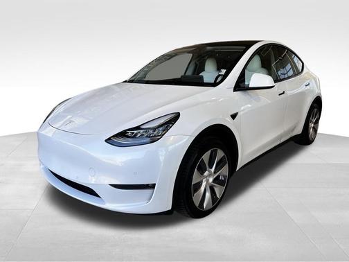 2022 Tesla Model Y Long Range